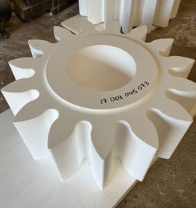 Modelos em isopor médio e pequeno porte